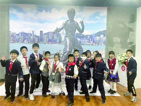 与李小龙现场“对决”,让大家玩嗨了